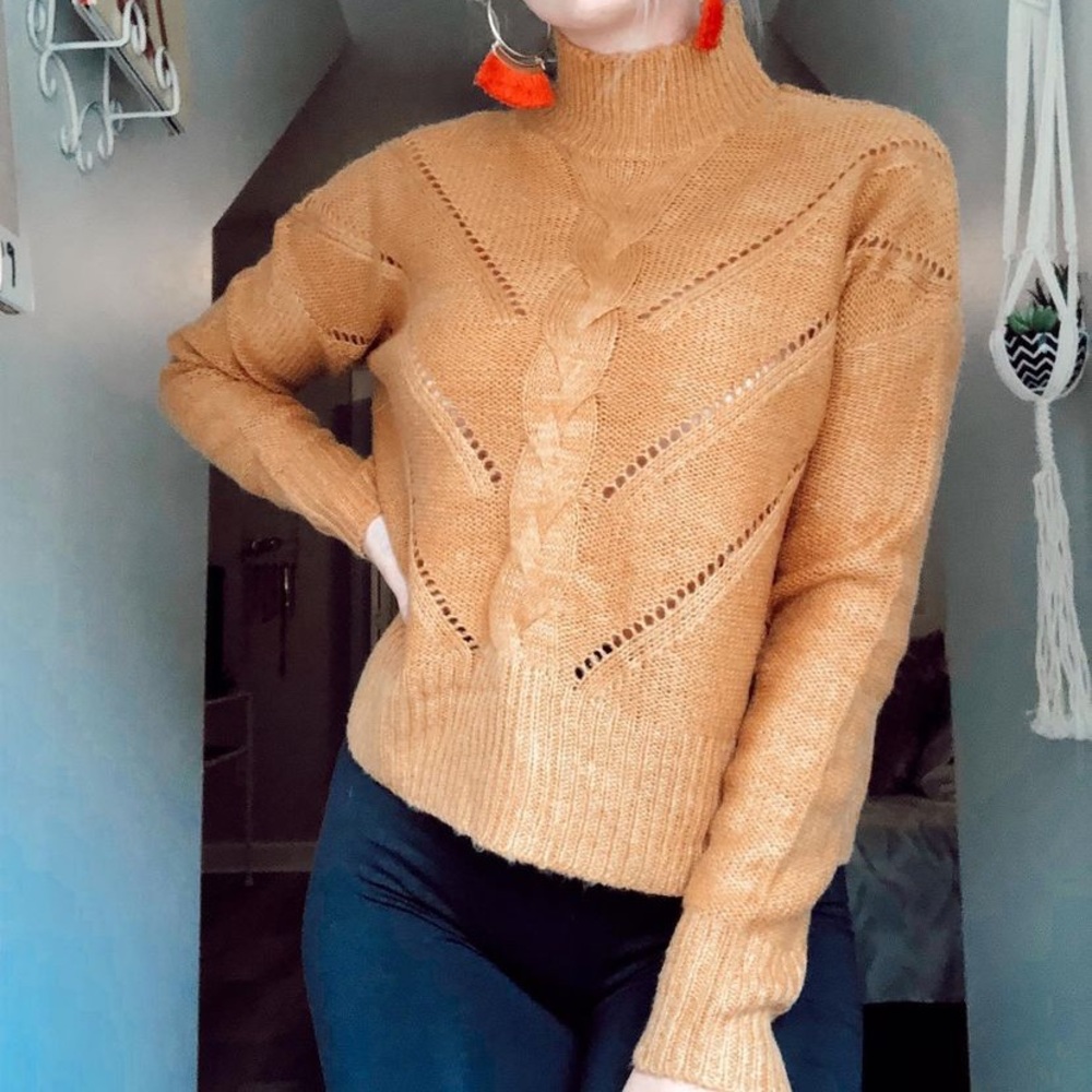 turtle neck sweater
